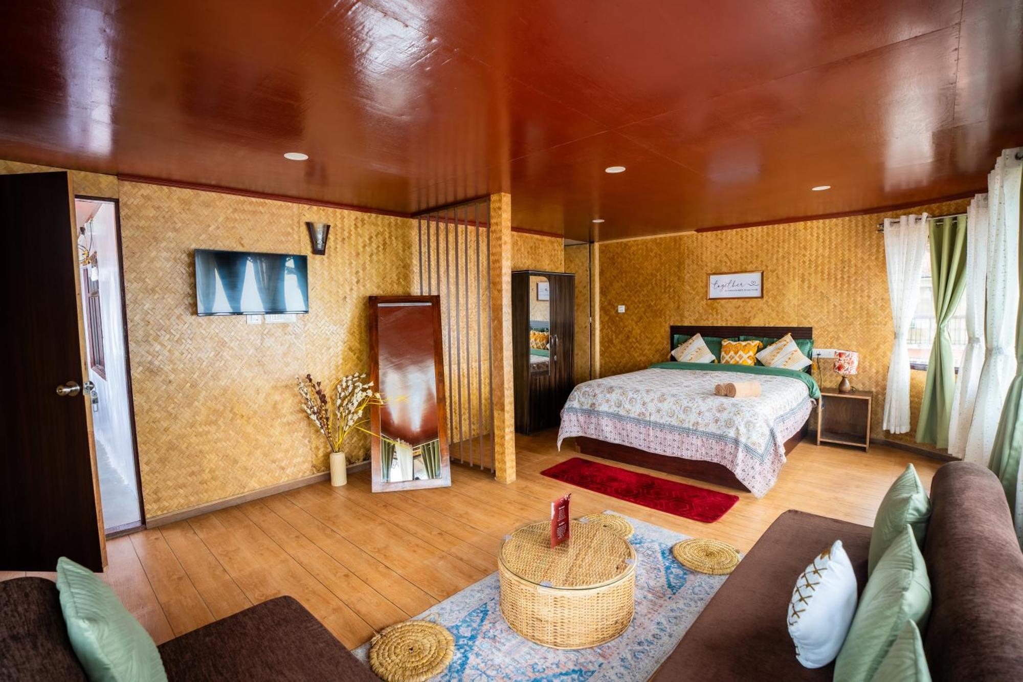 Monratino Himadrie -2 Mins Walk From Mall Road - All Rooms Have Kanchenjunga Mountain View ダージリン エクステリア 写真