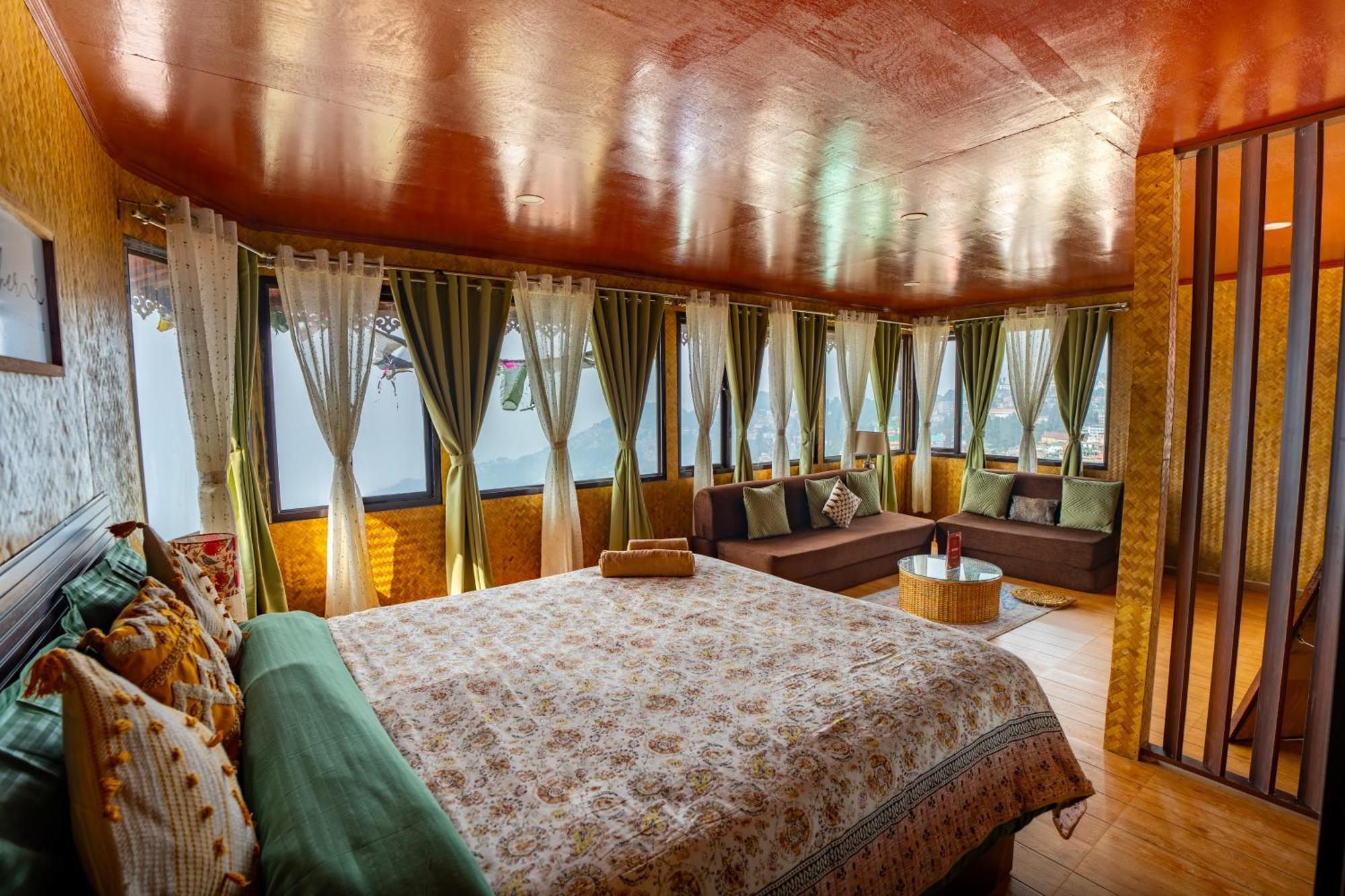 Monratino Himadrie -2 Mins Walk From Mall Road - All Rooms Have Kanchenjunga Mountain View ダージリン エクステリア 写真