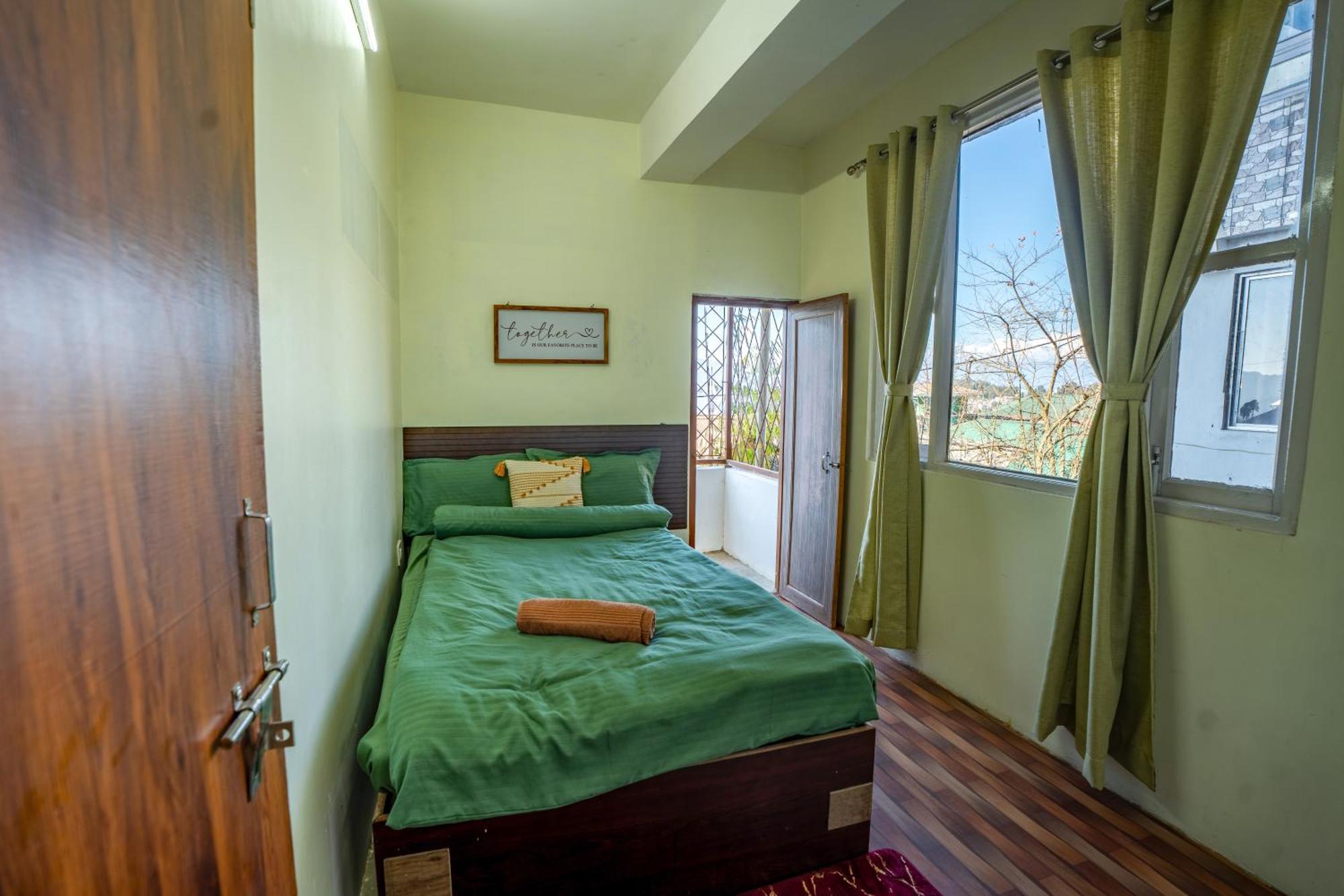 Monratino Himadrie -2 Mins Walk From Mall Road - All Rooms Have Kanchenjunga Mountain View ダージリン エクステリア 写真
